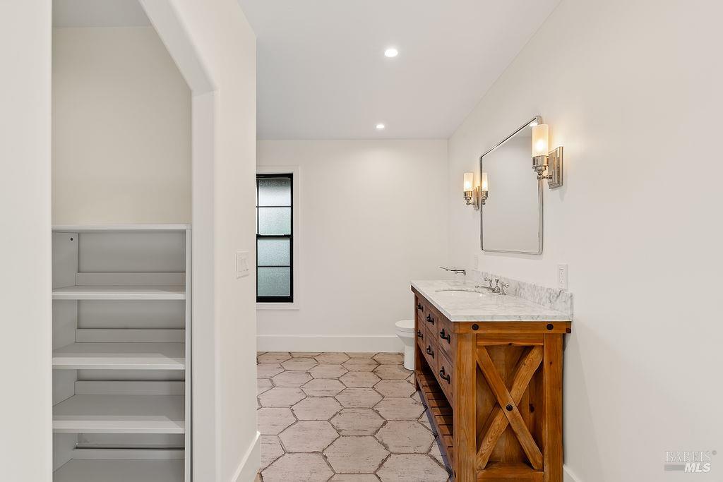 549 Catherine Court Santa Rosa, CA 95409 - Photo 44 of 58