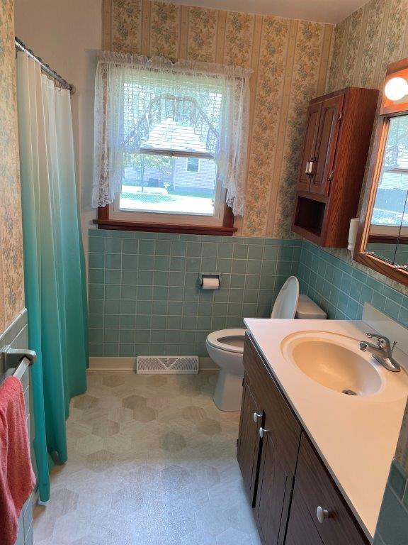 1433 Cornell Road Muskegon, MI 49441 - Photo 21 of 35 IMG_9986