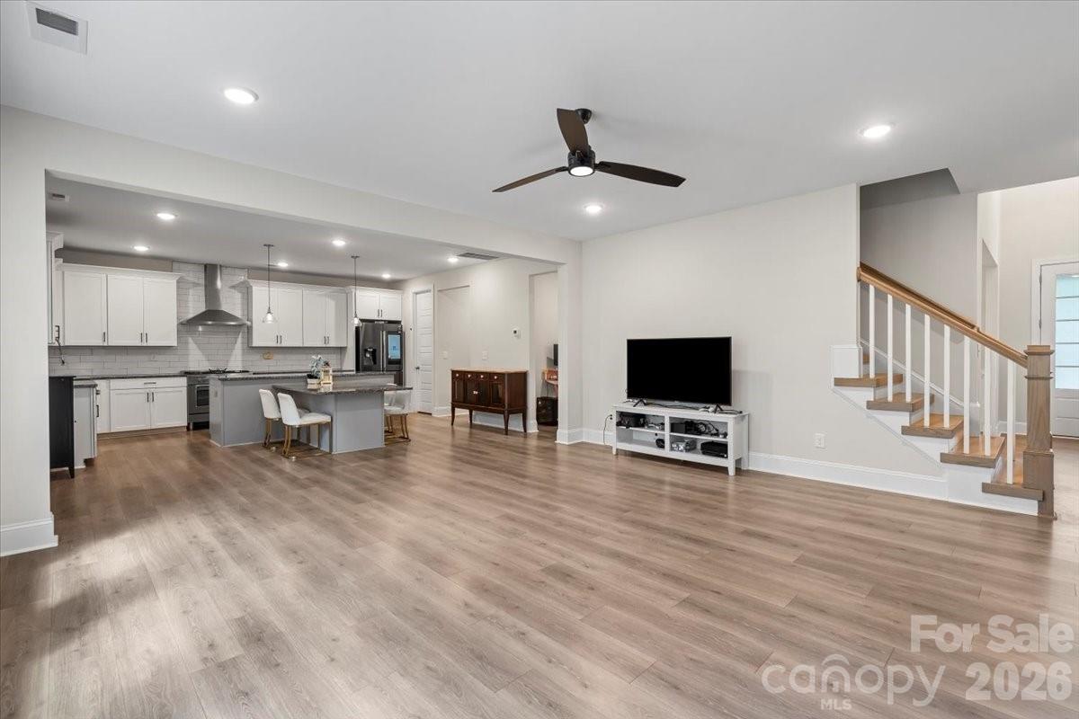 221 Burree Road Clover, SC 29710 - Photo 8 of 42