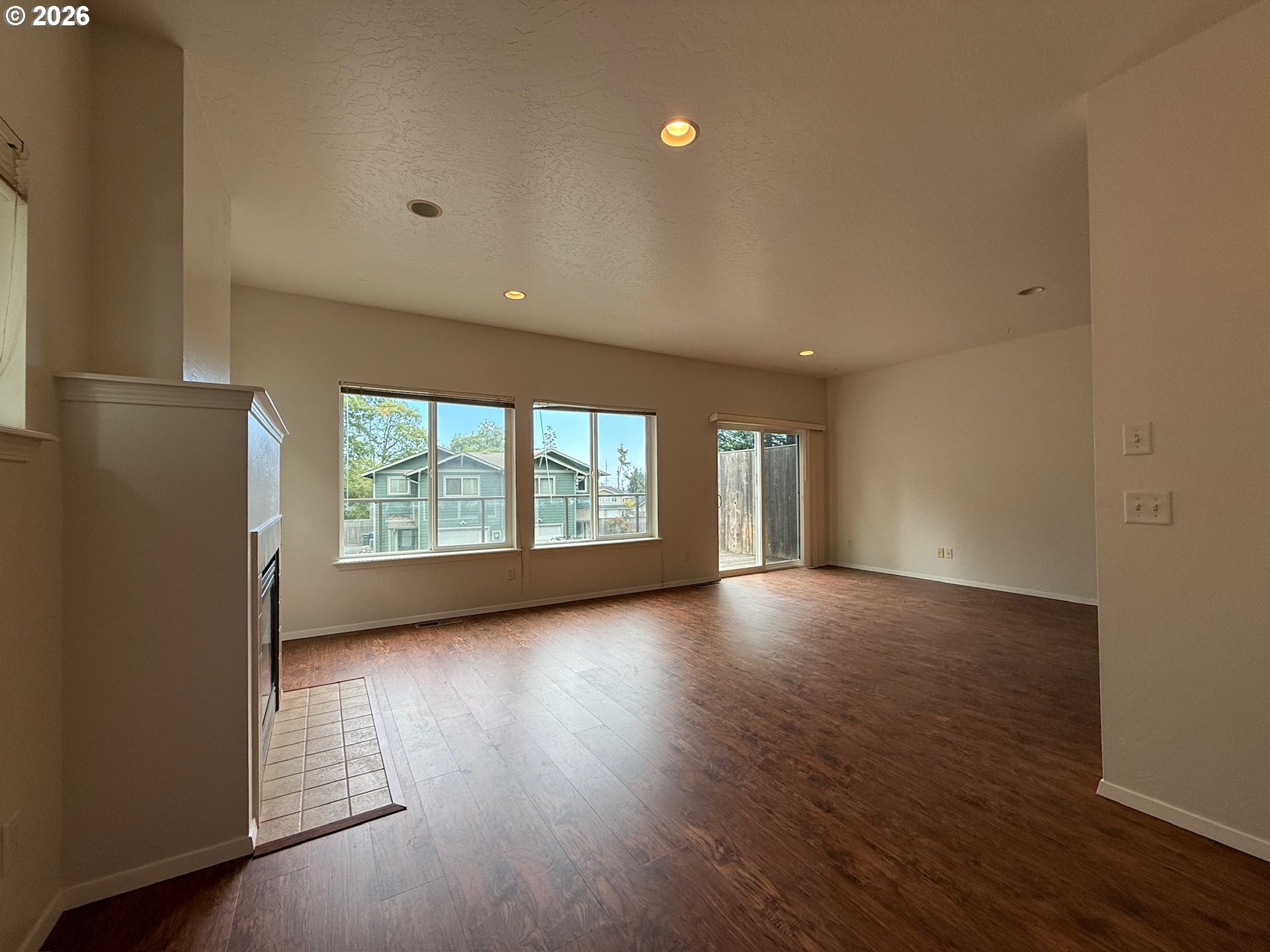 815 Old County Road, Unit 5 Brookings, OR 97415 - Photo 2 of 42 Gallery Image 2