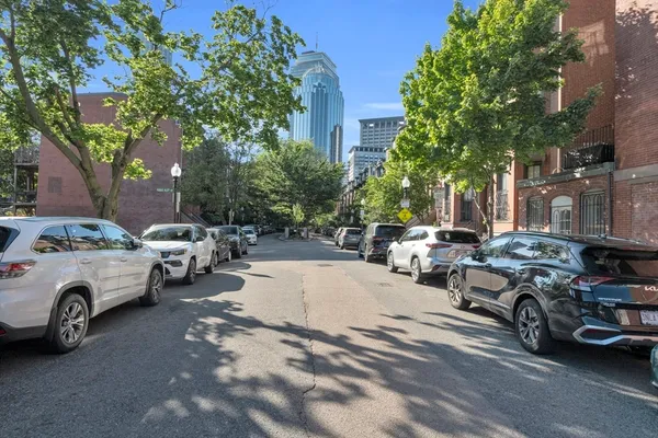 $9,700 | 19 Braddock Park, Unit 2, Boston, MA 02116