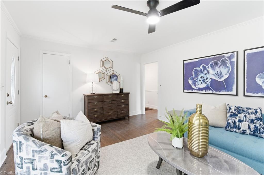 1402 Cherry Lane Graham, NC 27253 - Photo 4 of 24