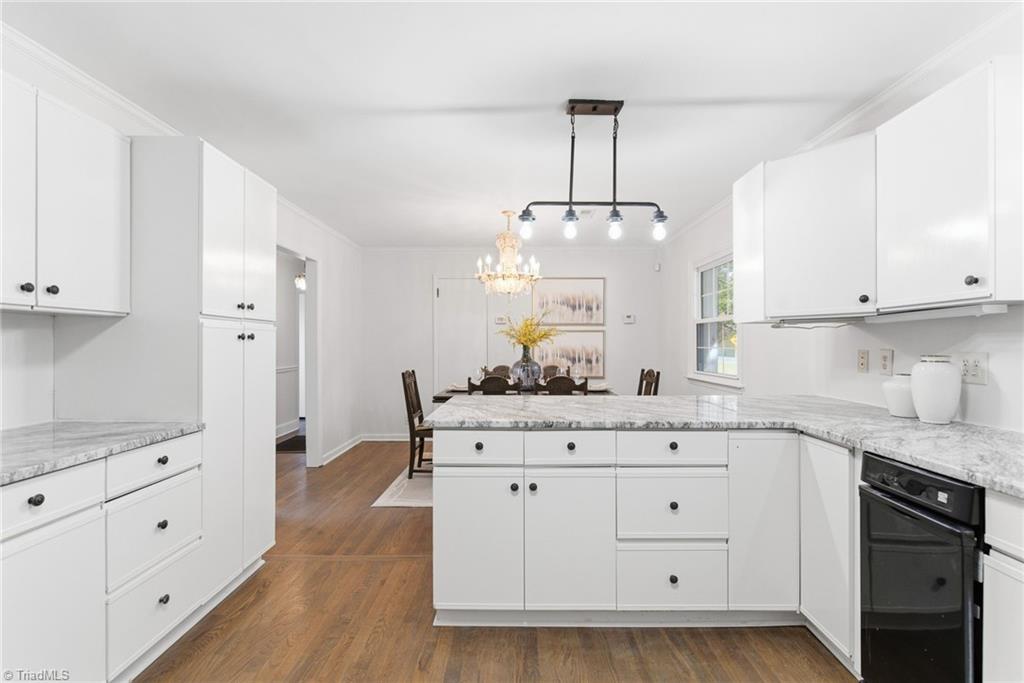 1402 Cherry Lane Graham, NC 27253 - Photo 7 of 24