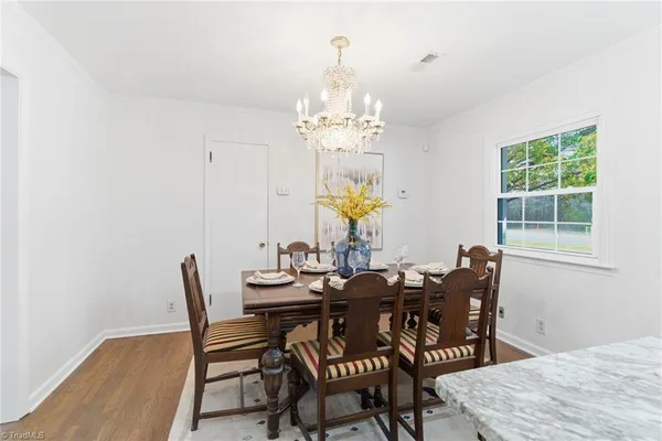 $415,500 | 1402 Cherry Lane, Graham, NC 27253