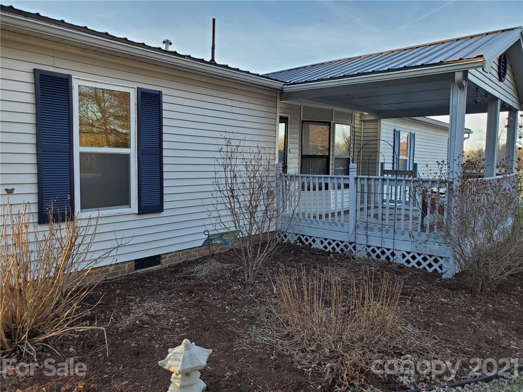 512 Howard Gap Road Fletcher, NC 28732 - Photo 3 of 30 Gallery Image 3