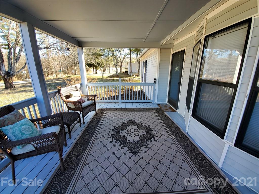 512 Howard Gap Road Fletcher, NC 28732 - Photo 7 of 30 Gallery Image 7