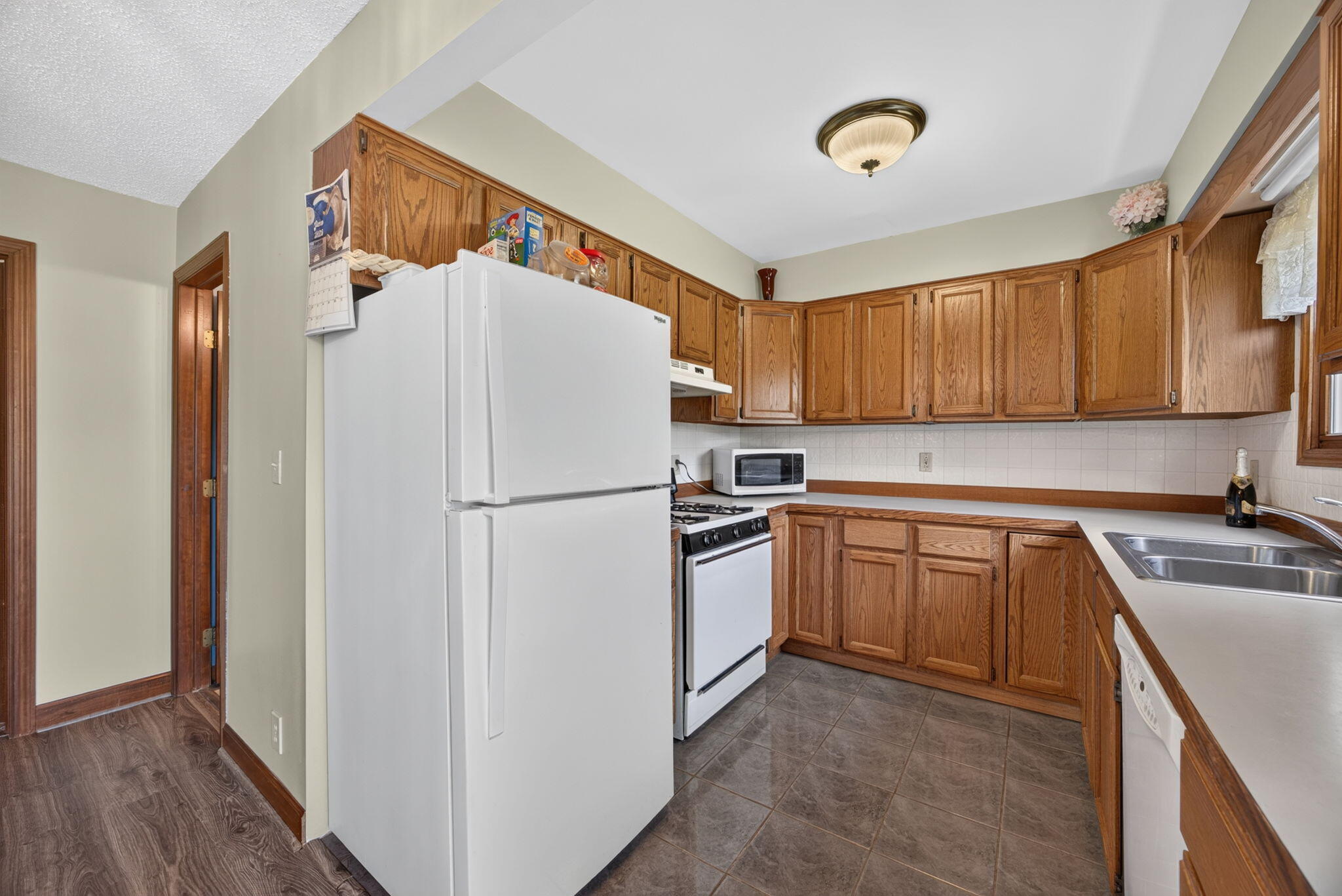 11520 North Lookout Ridge Canadian Lakes, MI 49346 - Photo 24 of 45 15-web-or-mls-3Y2A6215-Edit