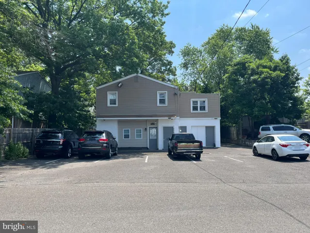 $2,000 | 329 Birch Avenue, Unit C, Horsham, PA 19044