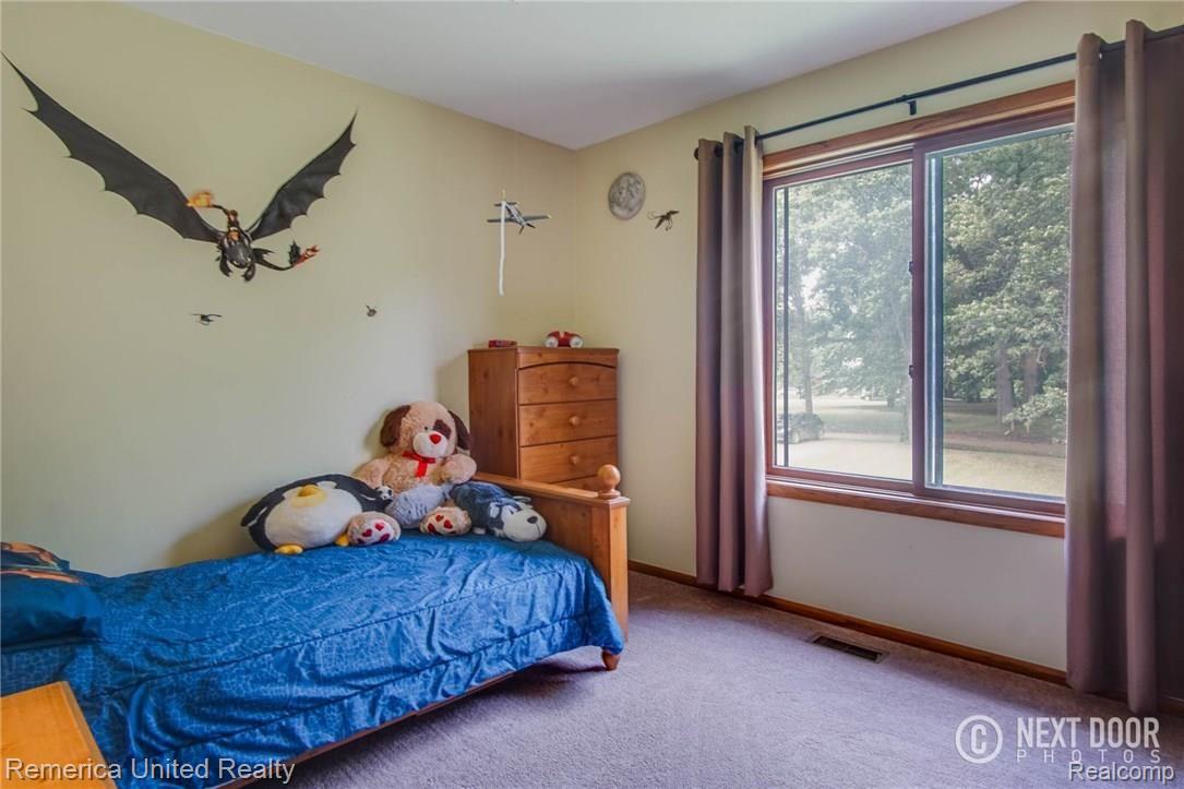 8890 Dwyer Road Howell, MI 48855 - Photo 27 of 32 DSC06308Blended.jpg