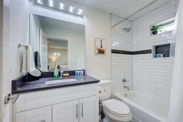 $4,200 | 4705 Louis Avenue, Unit A, Austin, TX 78721