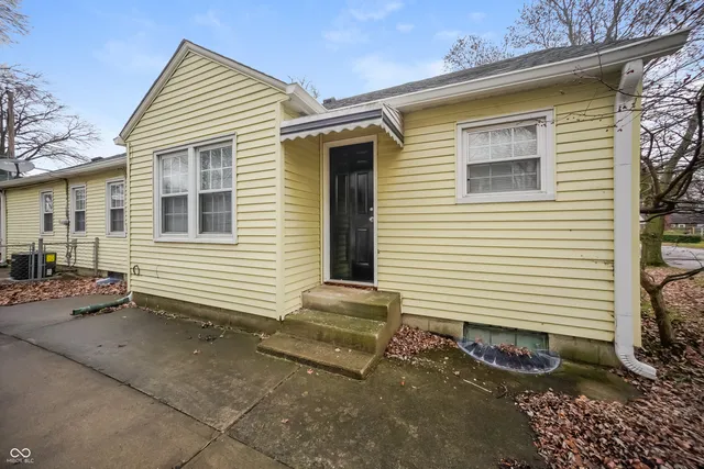 $2,194 | 2426 East Northgate Street, Indianapolis, IN 46220