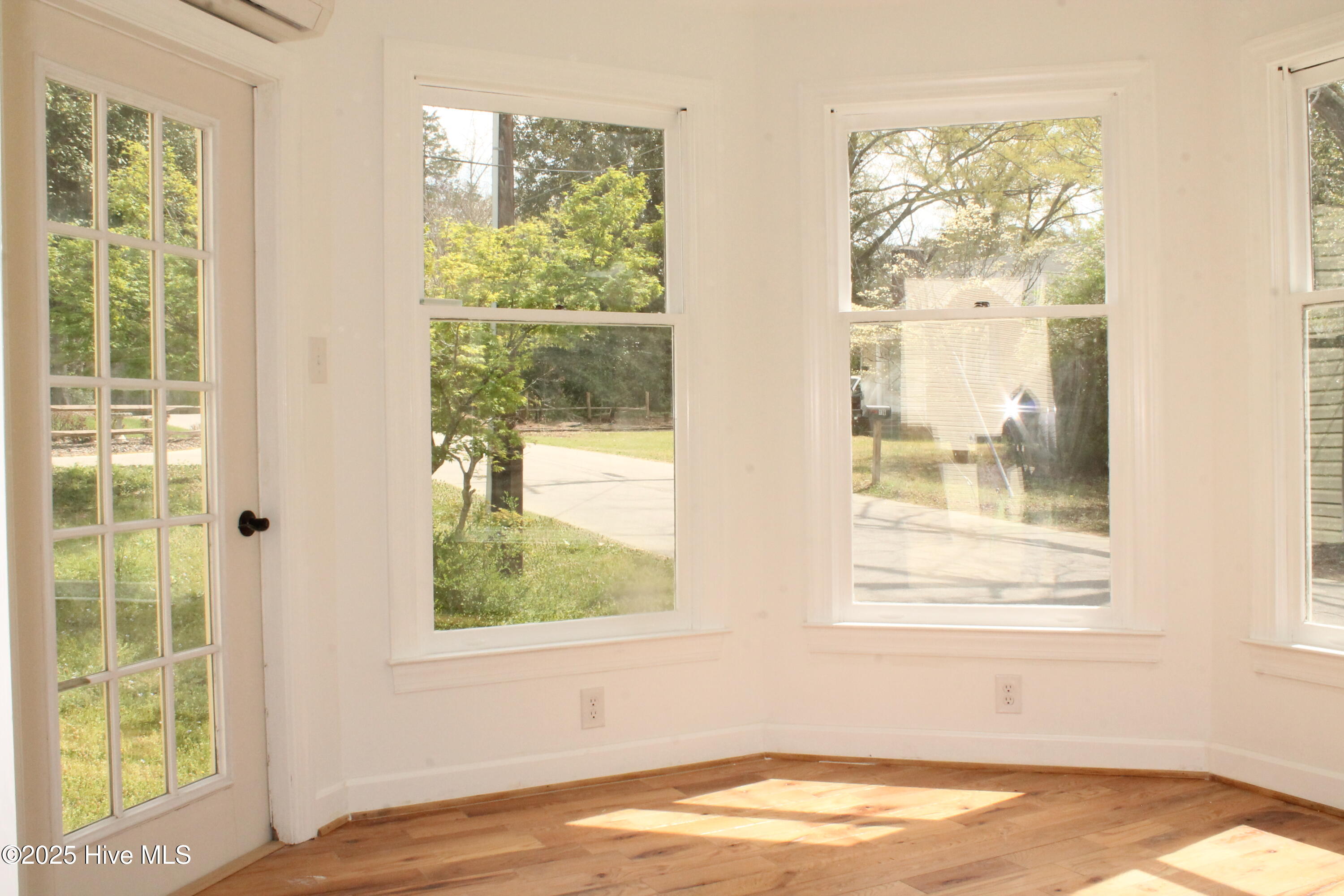 136 Phillips Street Cameron, NC 28326 - Photo 22 of 42 3