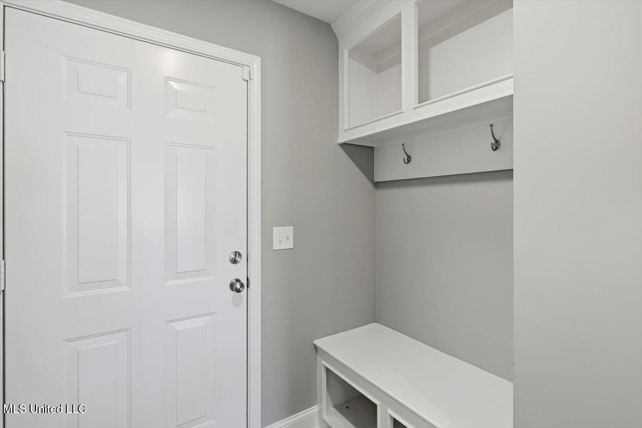 301 Jasmine Cove Brandon, MS 39042 - Photo 17 of 30 17-301 Jasmine Cove Lane _ Home Tours MS