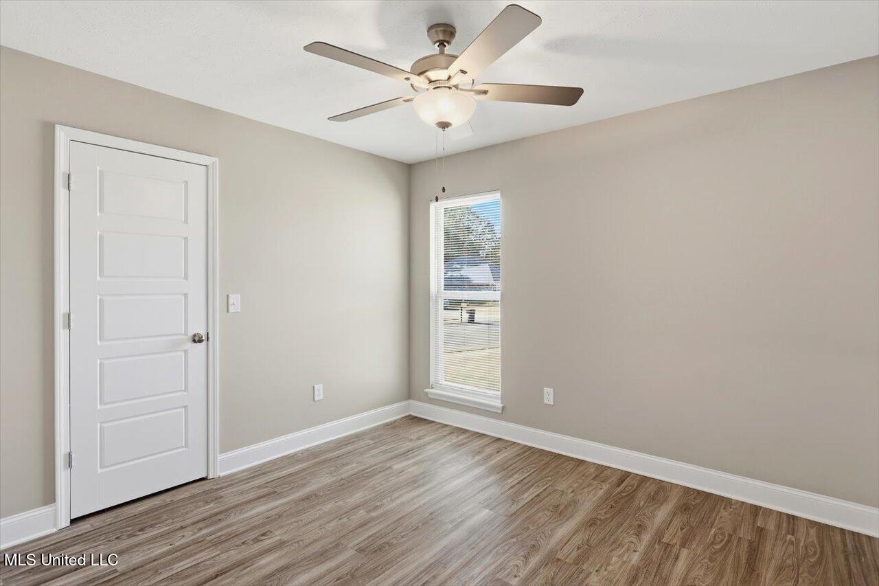 301 Jasmine Cove Brandon, MS 39042 - Photo 27 of 30 27-301 Jasmine Cove Lane _ Home Tours MS