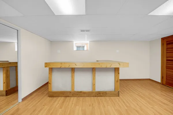 $3,000 | 7520 West Carmen Avenue, Harwood Heights, IL 60706
