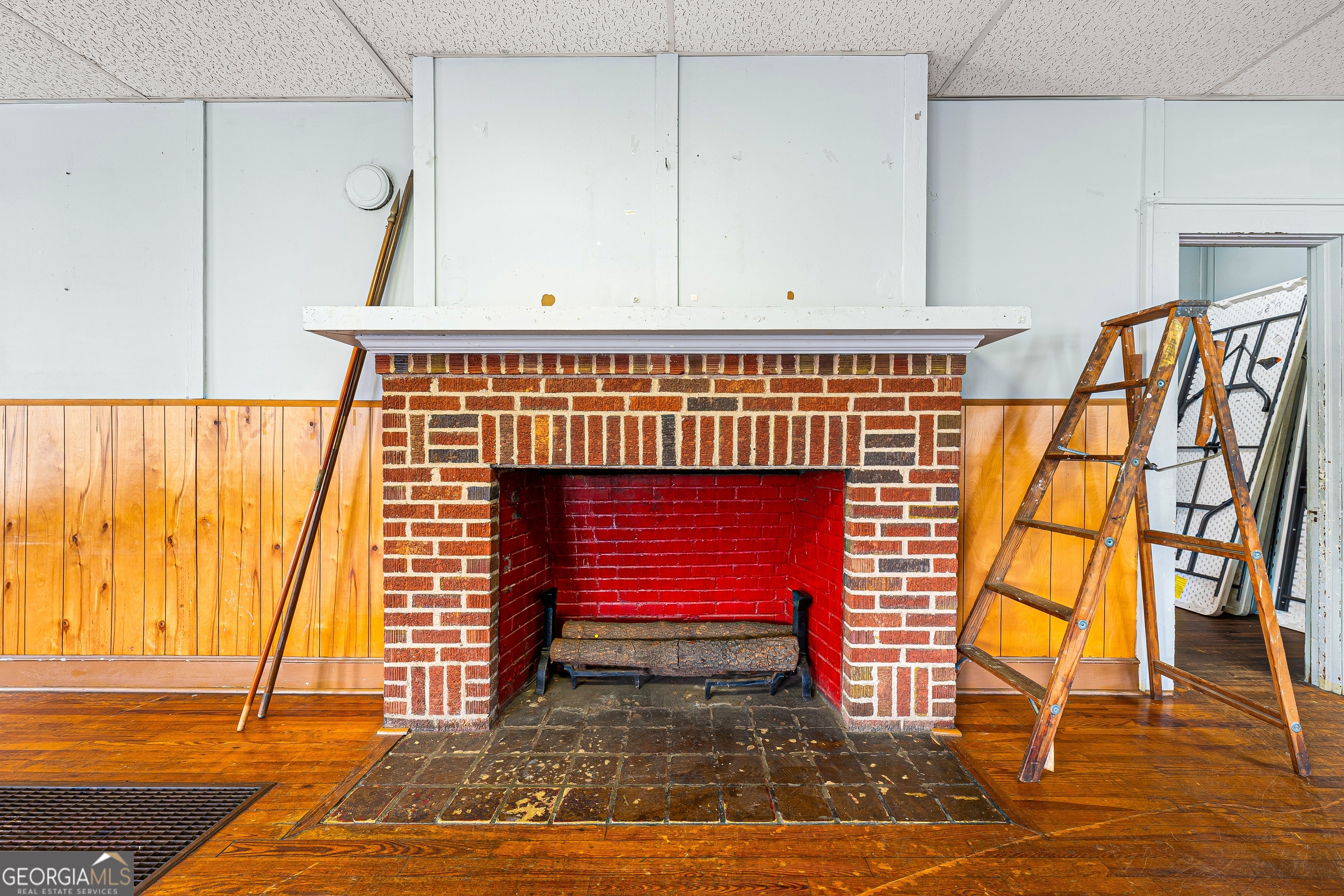 529 East Howell Street Hartwell, GA 30643 - Photo 8 of 16