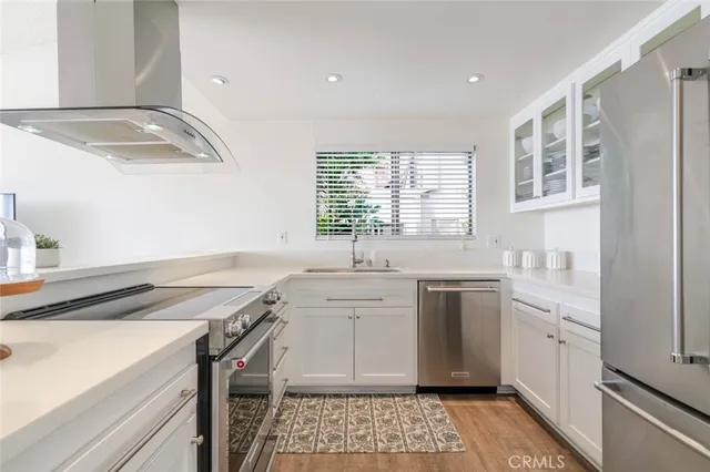 $4,250 | 11813 Ellice Street, Malibu, CA 90265