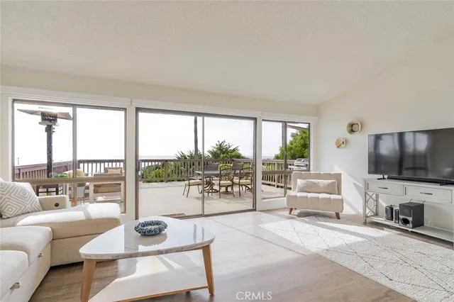 $4,250 | 11813 Ellice Street, Malibu, CA 90265
