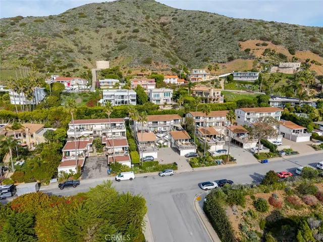 $4,250 | 11813 Ellice Street, Malibu, CA 90265