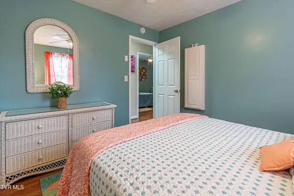 $249,000 | 18160 Ridgeview Drive, Abingdon, VA 24211