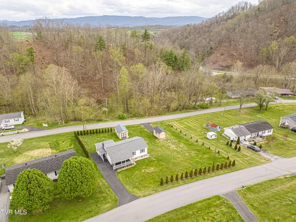 $249,000 | 18160 Ridgeview Drive, Abingdon, VA 24211