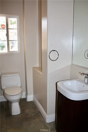 $6,750 | 42 Clear Creek, Irvine, CA 92620