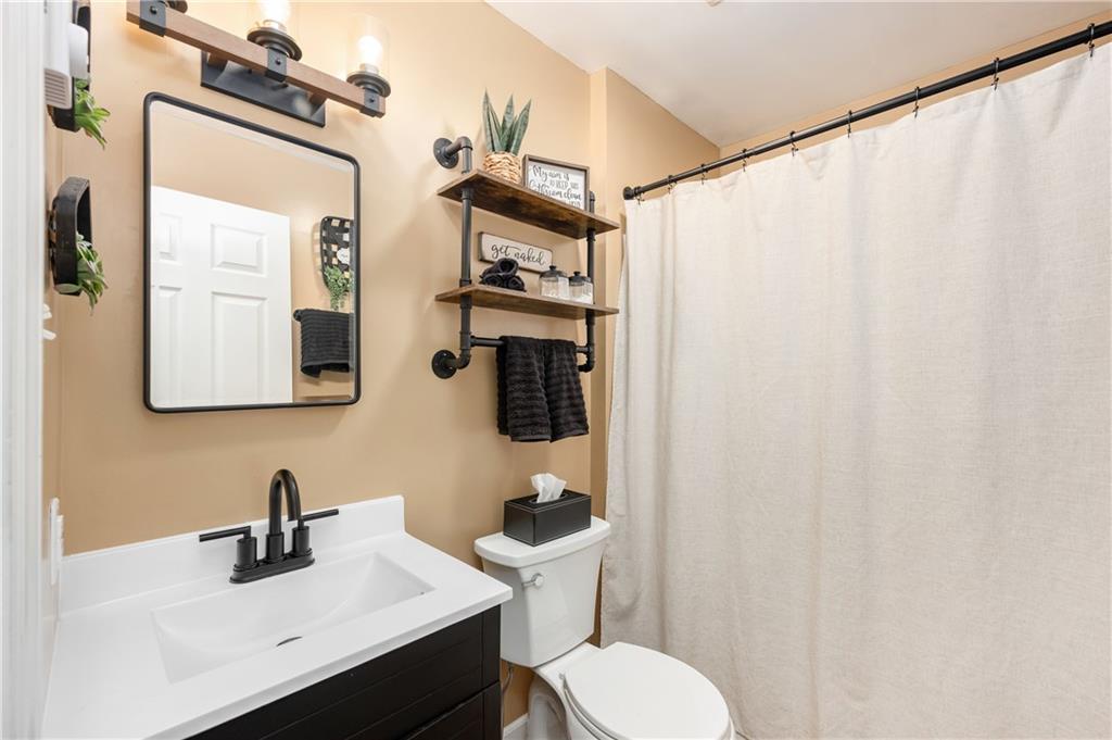 355 Amsterdam Road Grove City, PA 16127 - Photo 15 of 39 Gallery Image 15