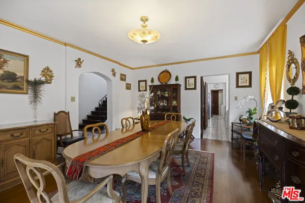 $2,795,000 | 3806 Carnavon Way, Los Angeles, CA 90027