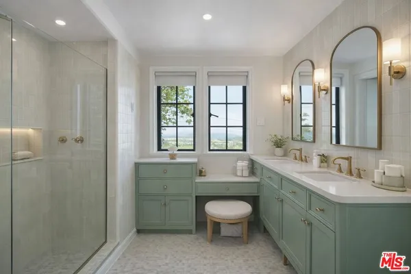$2,795,000 | 3806 Carnavon Way, Los Angeles, CA 90027