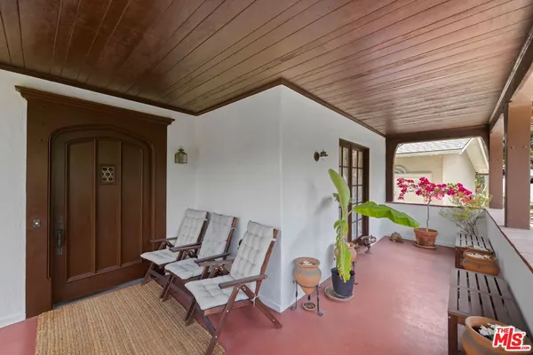 $2,795,000 | 3806 Carnavon Way, Los Angeles, CA 90027