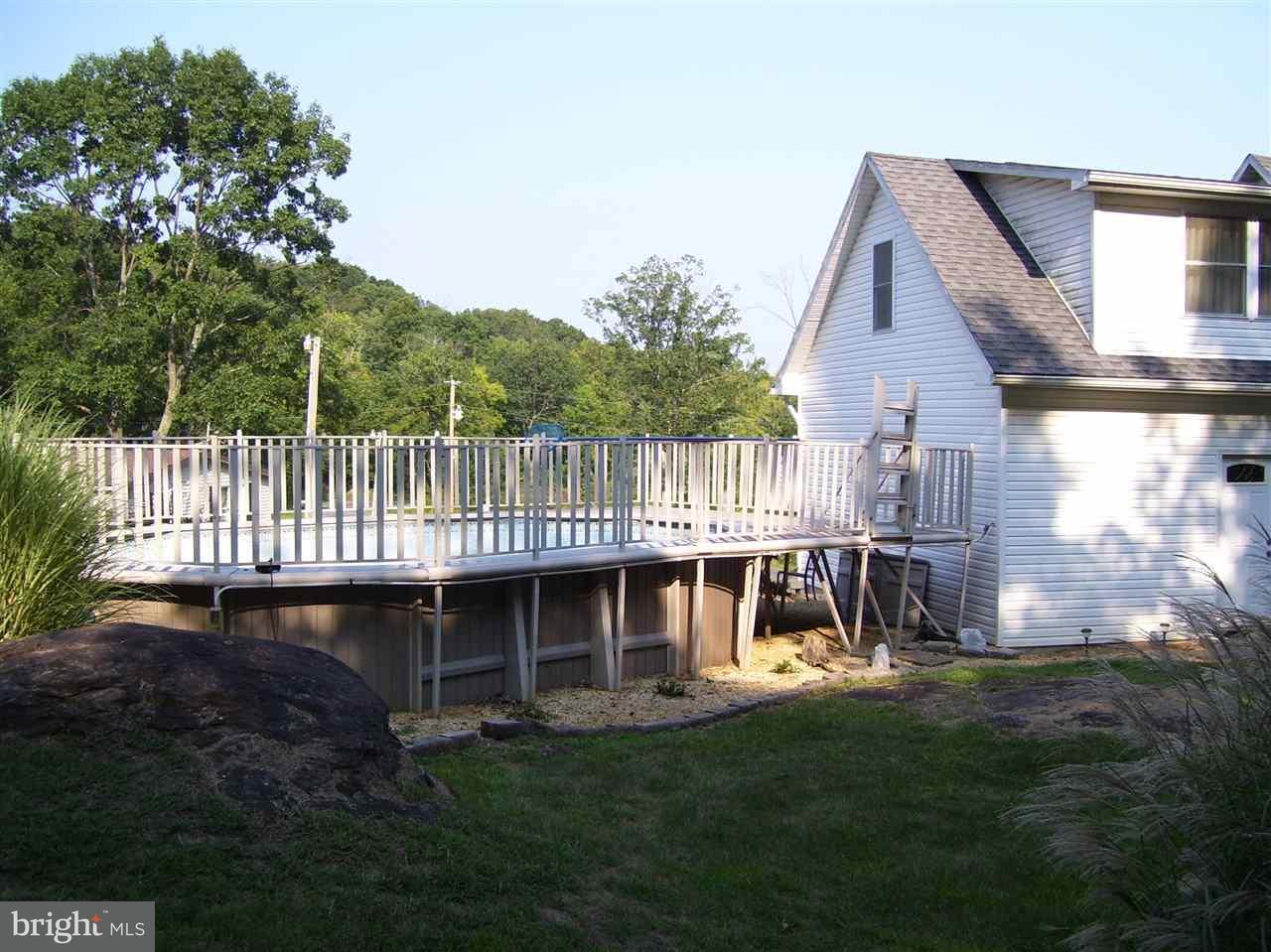 135 Clapsaddle Road Gettysburg, PA 17325 - Photo 3 of 18 Gallery Image 3