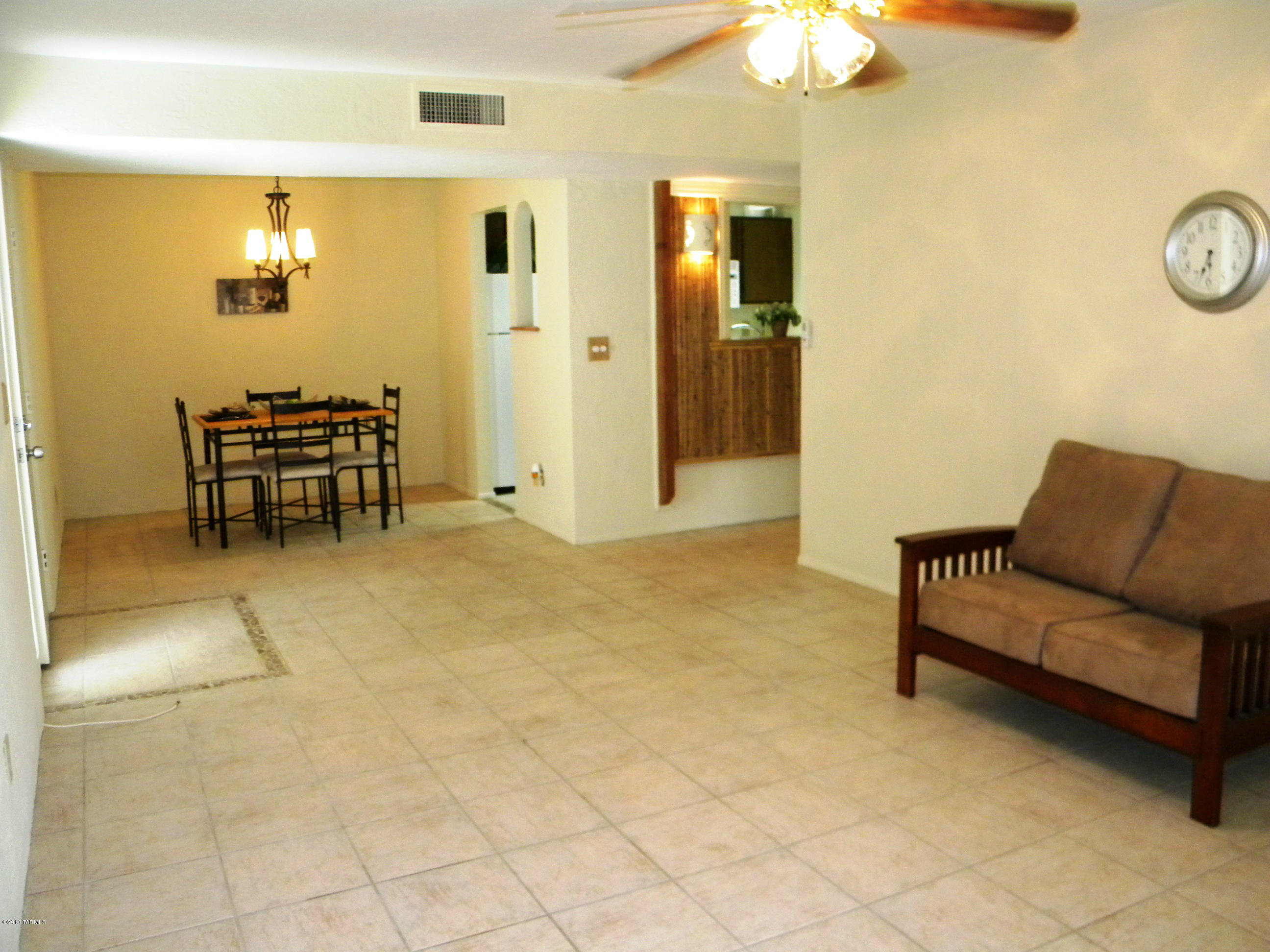 625 South Prudence Road, Unit 112 Tucson, AZ 85710 - Photo 2 of 16