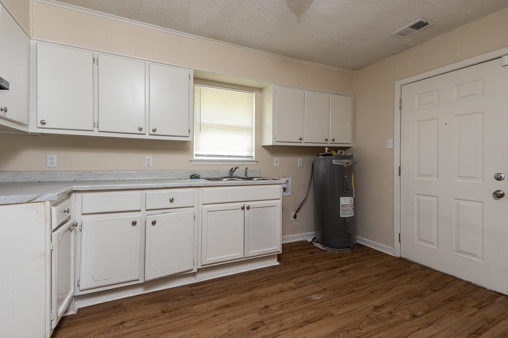1871 Gooch Road Memphis, TN 38109 - Photo 6 of 13 Gallery Image 6