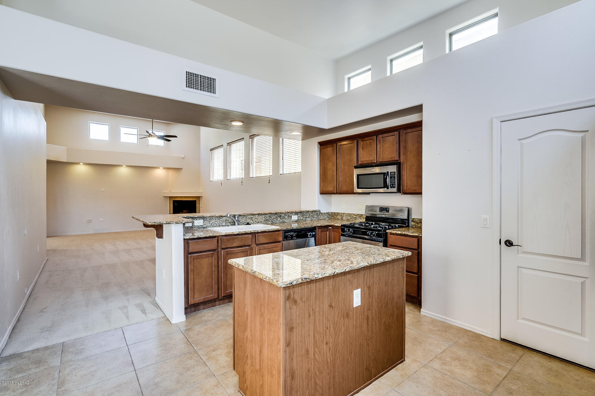 170 East Spring Sky Street Tucson, AZ 85737 - Photo 7 of 22