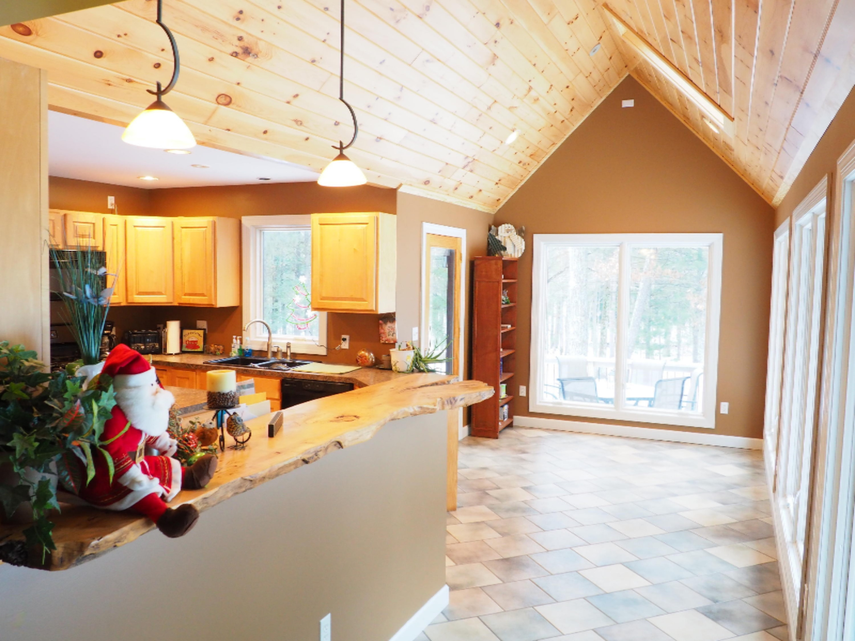 951 West Preuss Road Manistee, MI 49660 - Photo 5 of 75 PC180660