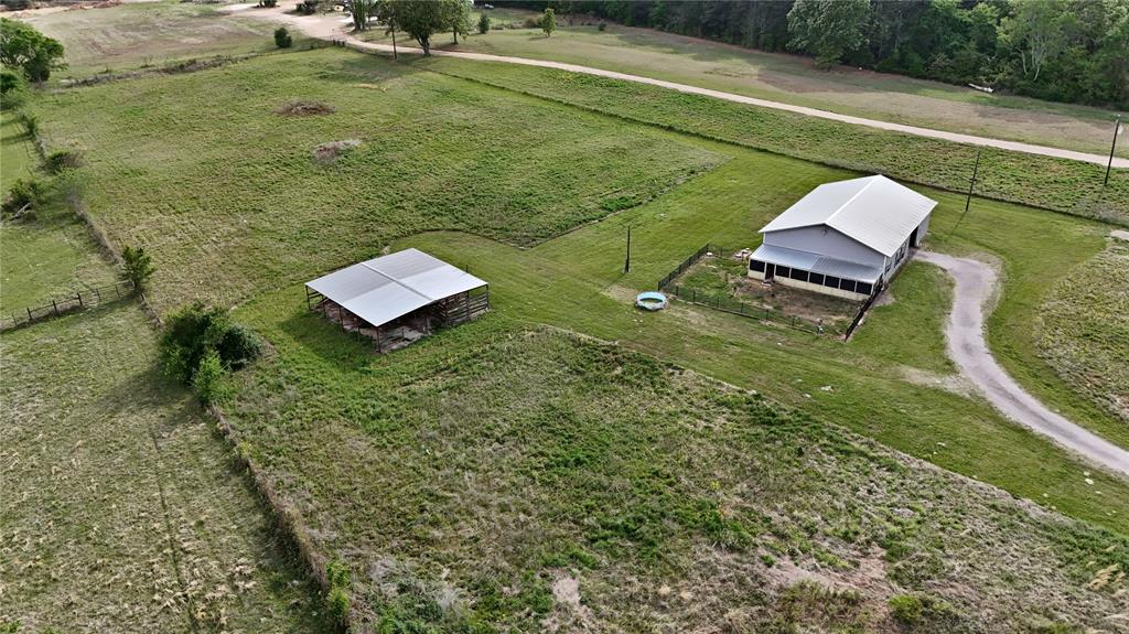9474 Fm 804 Larue, TX 75770 - Photo 25 of 25 a view of a two chairs in a yard