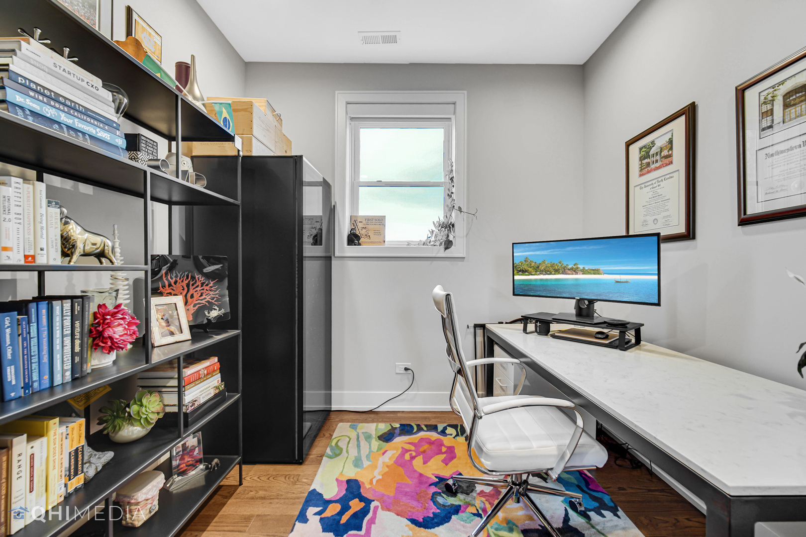 2238 West Walton Street, Unit 3 Chicago, IL 60622 - Photo 16 of 29 a view of a workspace with furniture