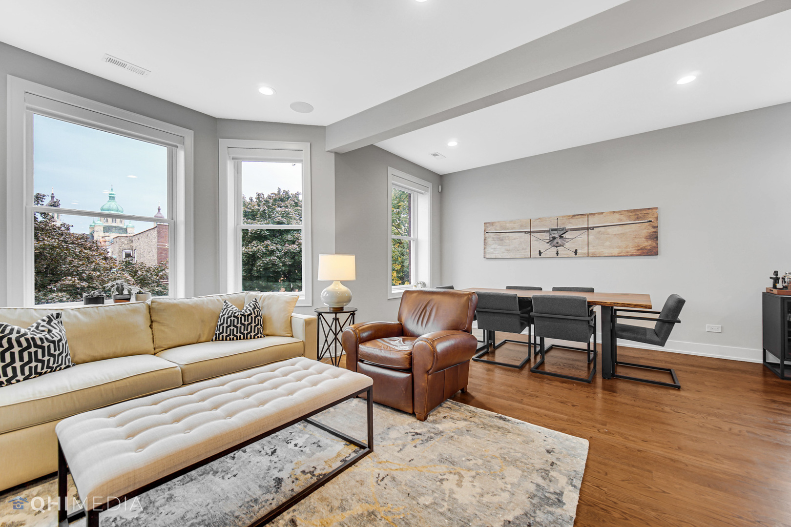 2238 West Walton Street, Unit 3 Chicago, IL 60622 - Photo 4 of 29 a living room with furniture and a large window