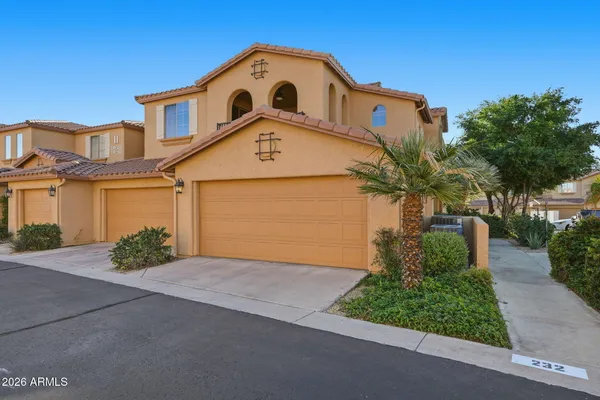 $389,500 | 10655 North 9th Street, Unit 232, Phoenix, AZ 85020