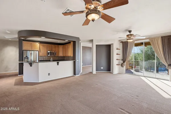 $389,500 | 10655 North 9th Street, Unit 232, Phoenix, AZ 85020