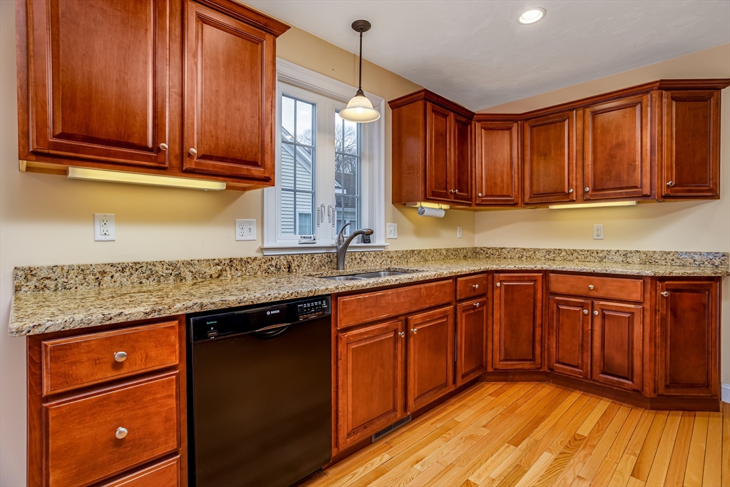 600 Redtail Way, Unit 600 Lancaster, MA 01523 - Photo 3 of 42