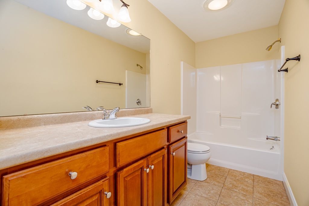 600 Redtail Way, Unit 600 Lancaster, MA 01523 - Photo 34 of 42