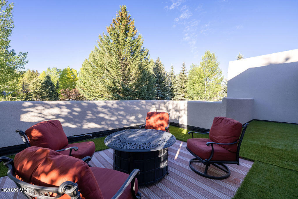 21 Conestoga Circle Edwards, CO 81632 - Photo 31 of 38 2606_21_conestoga_exterior_rooftop_b