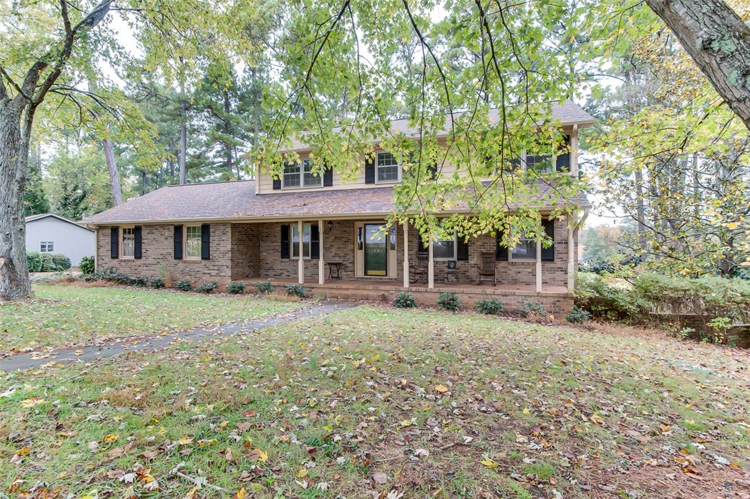 1401 Stonehurst Road Anderson, SC 29621 - Photo 4 of 49