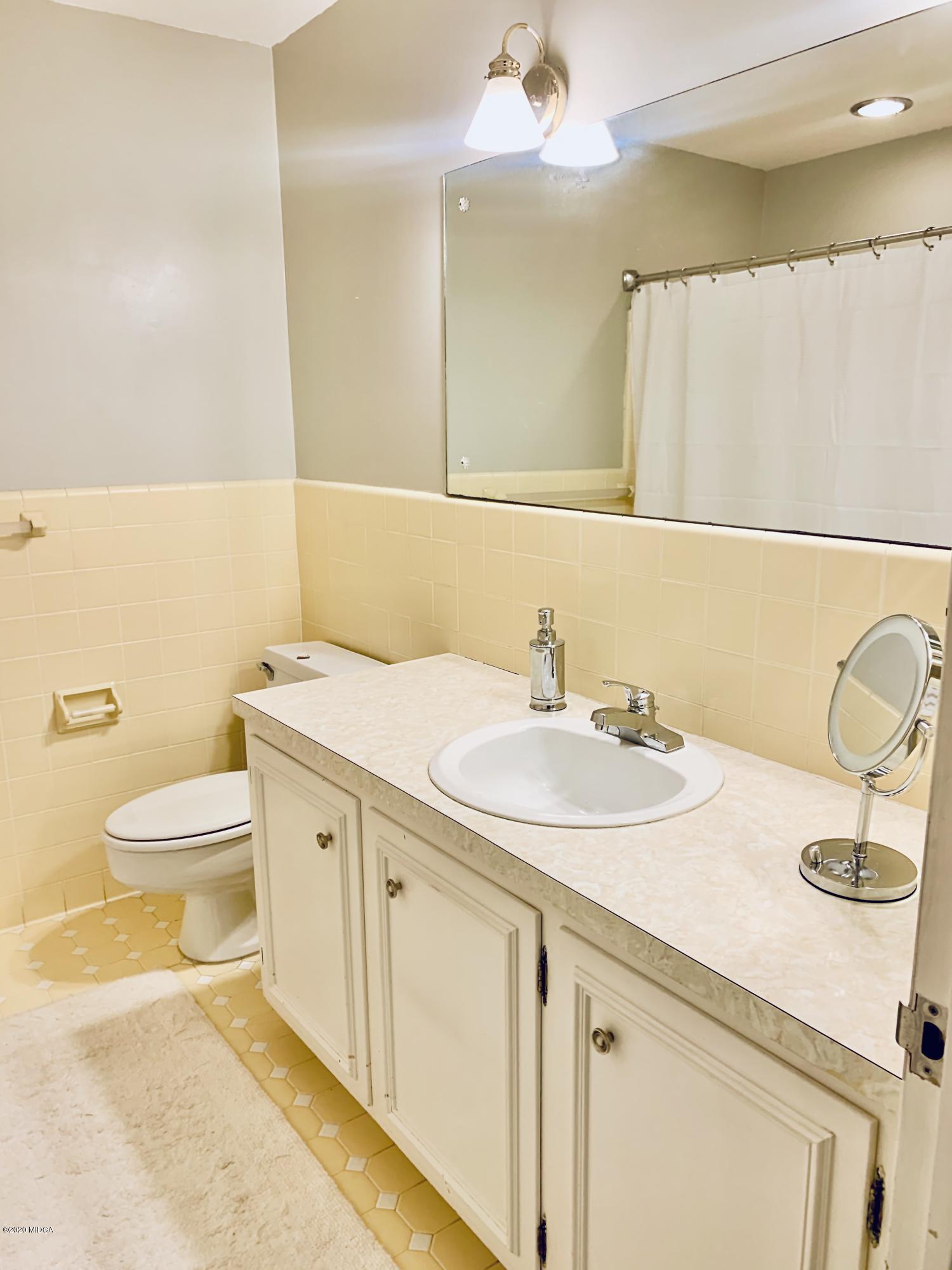750 Kings Mountain Road Macon, GA 31210 - Photo 23 of 31 Guest Bathroom