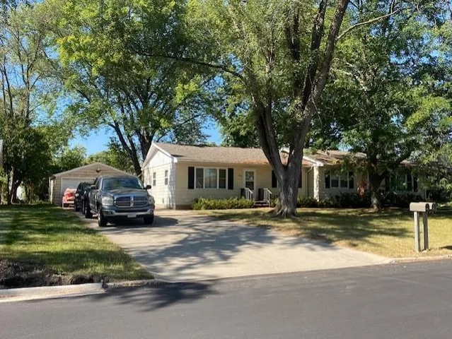 $3,999,000 | 2612 Blarney Stone Drive, Beloit, WI 53511