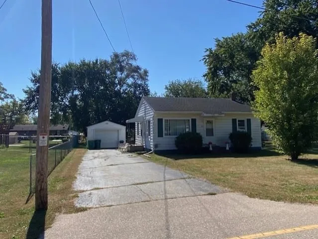 $3,999,000 | 2612 Blarney Stone Drive, Beloit, WI 53511