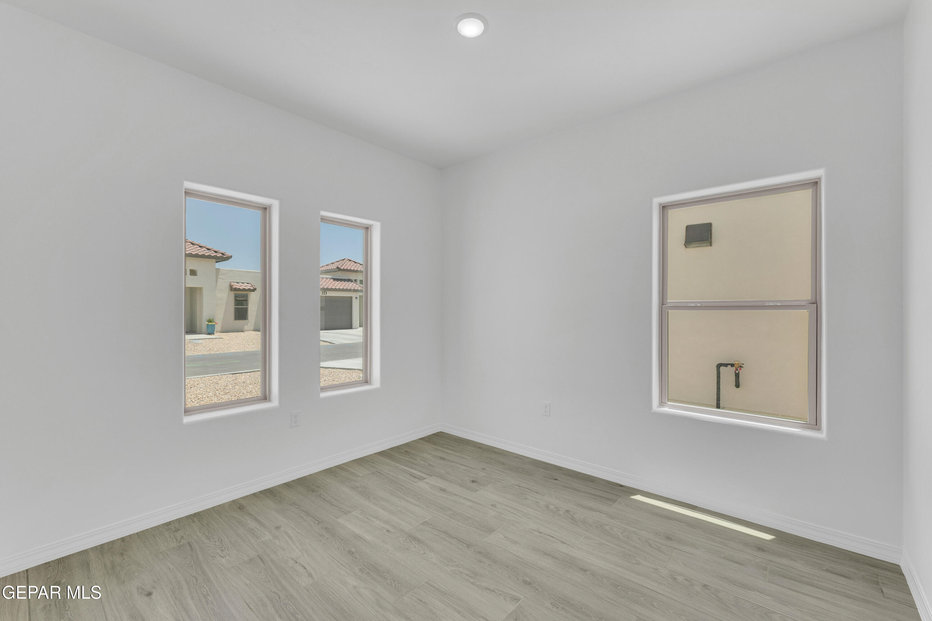 871 Country Club Road, Unit 4C El Paso, TX 79932 - Photo 42 of 50 10 (1)