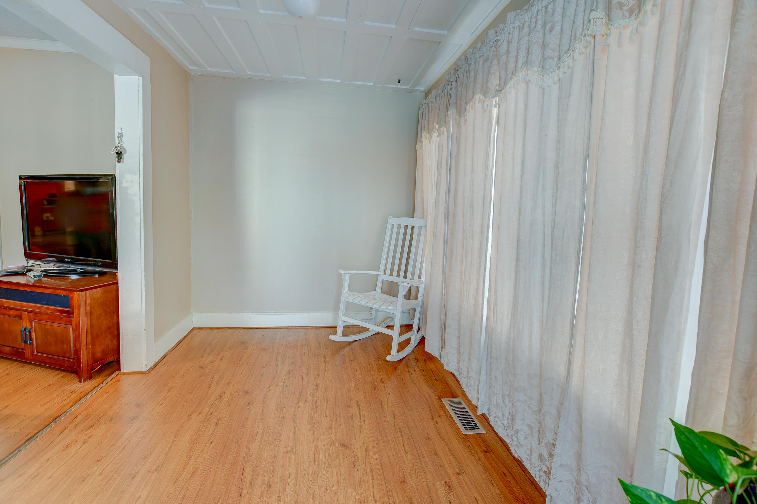 33 Sheppard Street Charleston, SC 29403 - Photo 20 of 22 DSC_5633_4_5_6_7