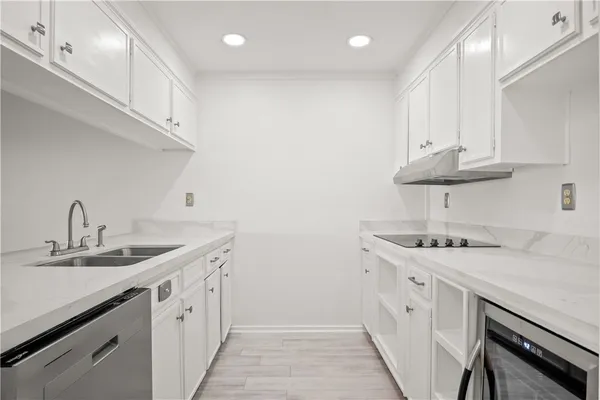 $4,500 | 318 West Cotter Avenue, Unit 1, Port Aransas, TX 78373